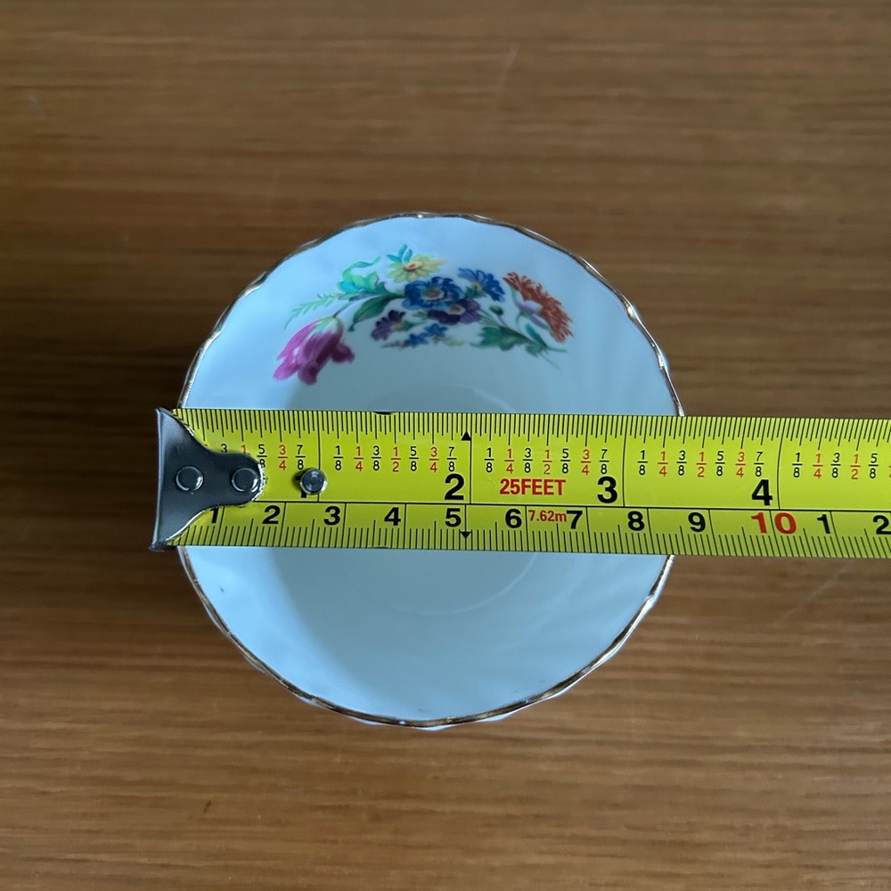 Aynsley Teacup - Picture 12 of 12